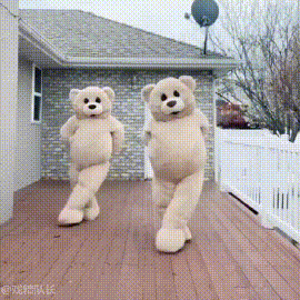 熊熊本尊 tt希望自己能用这样一个小熊的形象给观众们带来快乐,而且