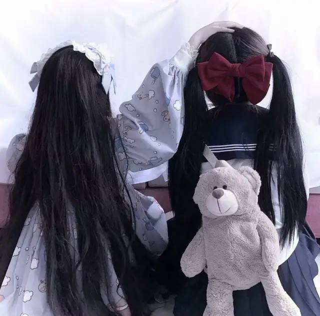 不露脸闺蜜女生头像撒娇是察觉到了被偏爱的可能姐妹头像