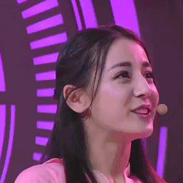 【可爱动图系列】迪丽热巴上快乐大本营美腻动图