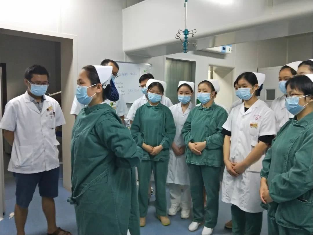 2022急诊科护士述职报告格式要求_轮科护士在急诊_环评报告字体格式要求