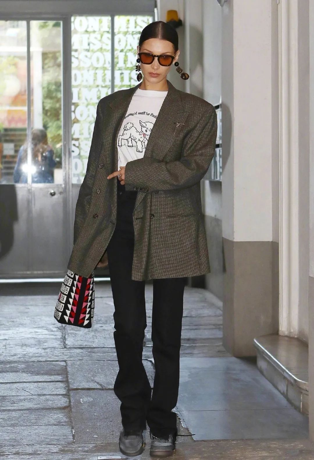 劉雯靠它稱霸時尚圈 中性風穿搭我也可 天天要聞