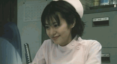 50多个妹子前一秒有说有笑,后一秒集体跳地铁!