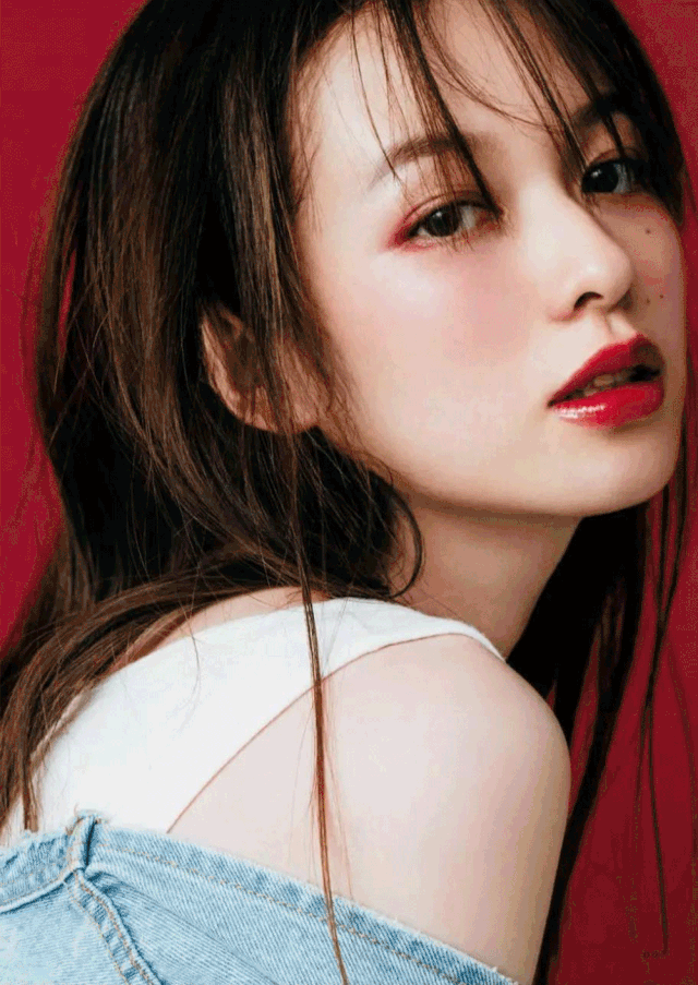 30岁的辣妈成了日本no.1神颜