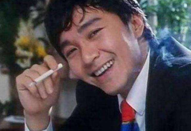 抽烟姿势帅到爆炸的几位明星,周星驰梁朝伟上榜,但不如第一的他