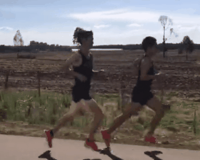 本文分享8位马拉松冠军,他(她)们的跑步姿势细看,冠军之间也都不一样