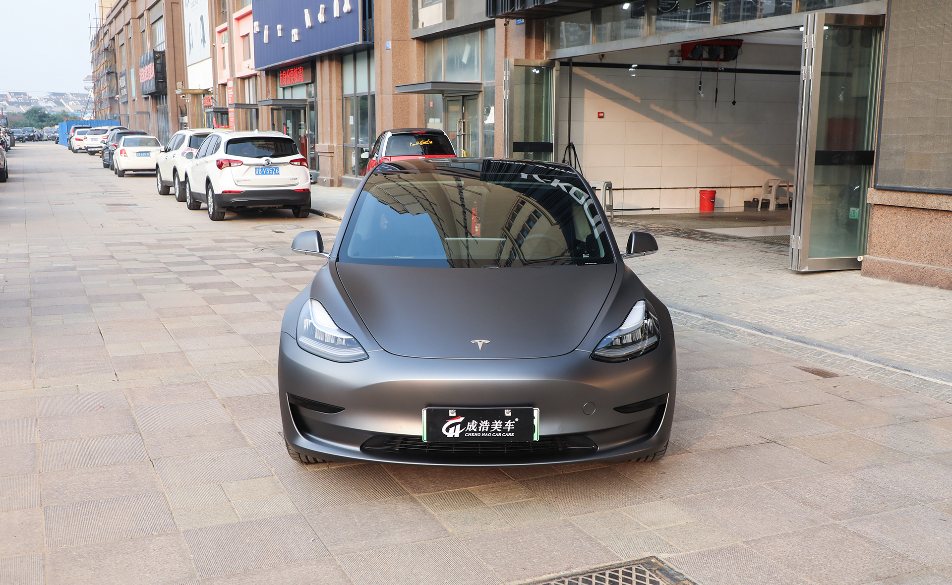 特斯拉model3贴膜,特斯拉model3贴膜颜色 科技和未来的结合,特斯拉model3改色amg山灰