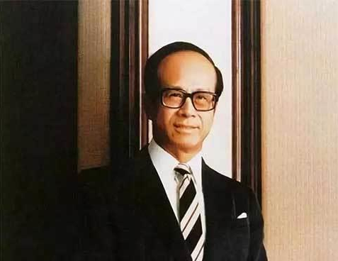 妻子新年突然离世,李嘉诚斥巨资建神秘月明楼,26年无人敢进