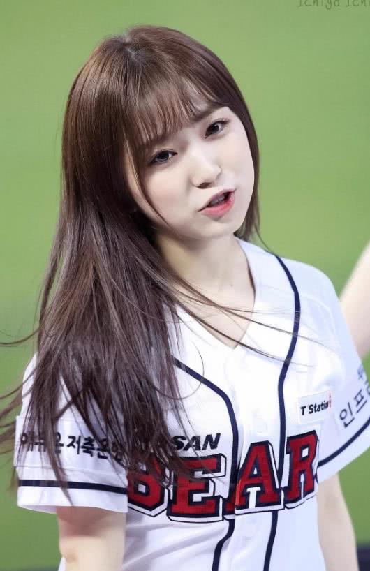 Izone矢吹奈子因为一句话收到3000封投诉信 心疼她了 看点快报