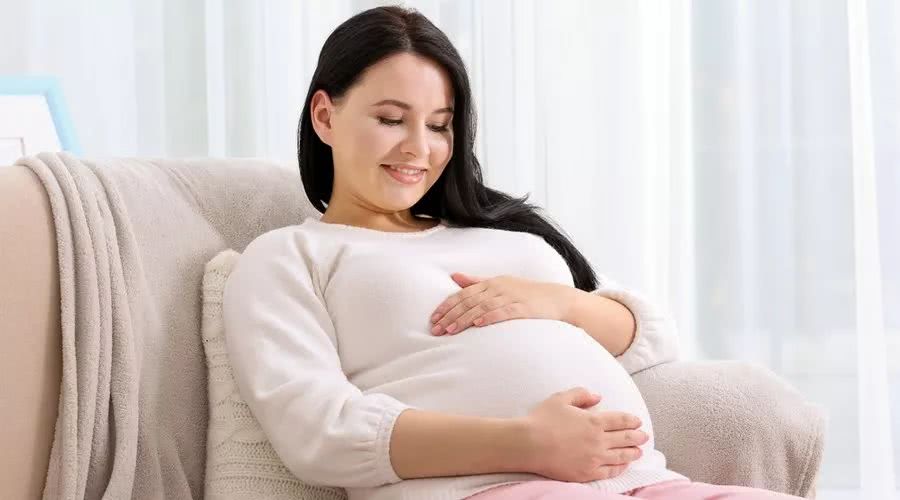 哺乳期间怀孕了还能继续喂奶吗 很多妈妈都被坑了 看点快报