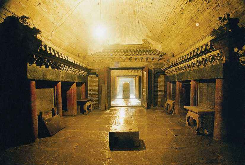 古代地宫中的工匠,在修建完王陵之后,是怎么出来的?
