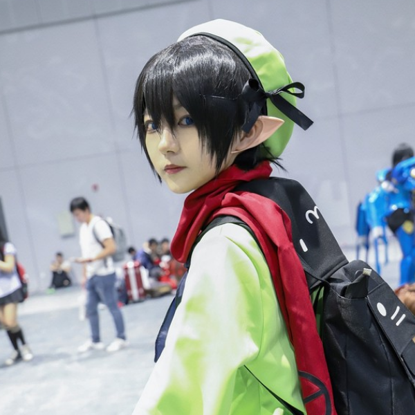 凹凸世界,卡米尔cosplay:碧海似晨空,却夹杂着不应有的成熟.