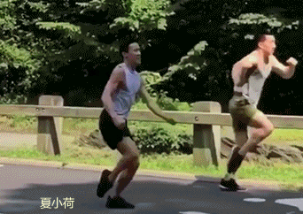 搞笑gif趣图:新来的学妹韧性真好,这零件都不是原装的