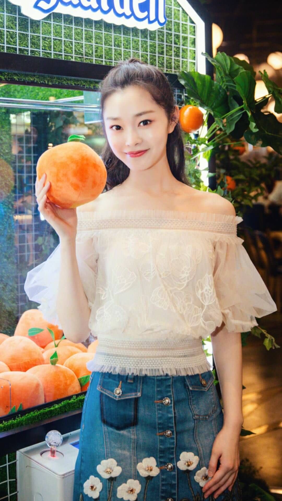 今日分享:旗袍女神宋轶的高清壁纸