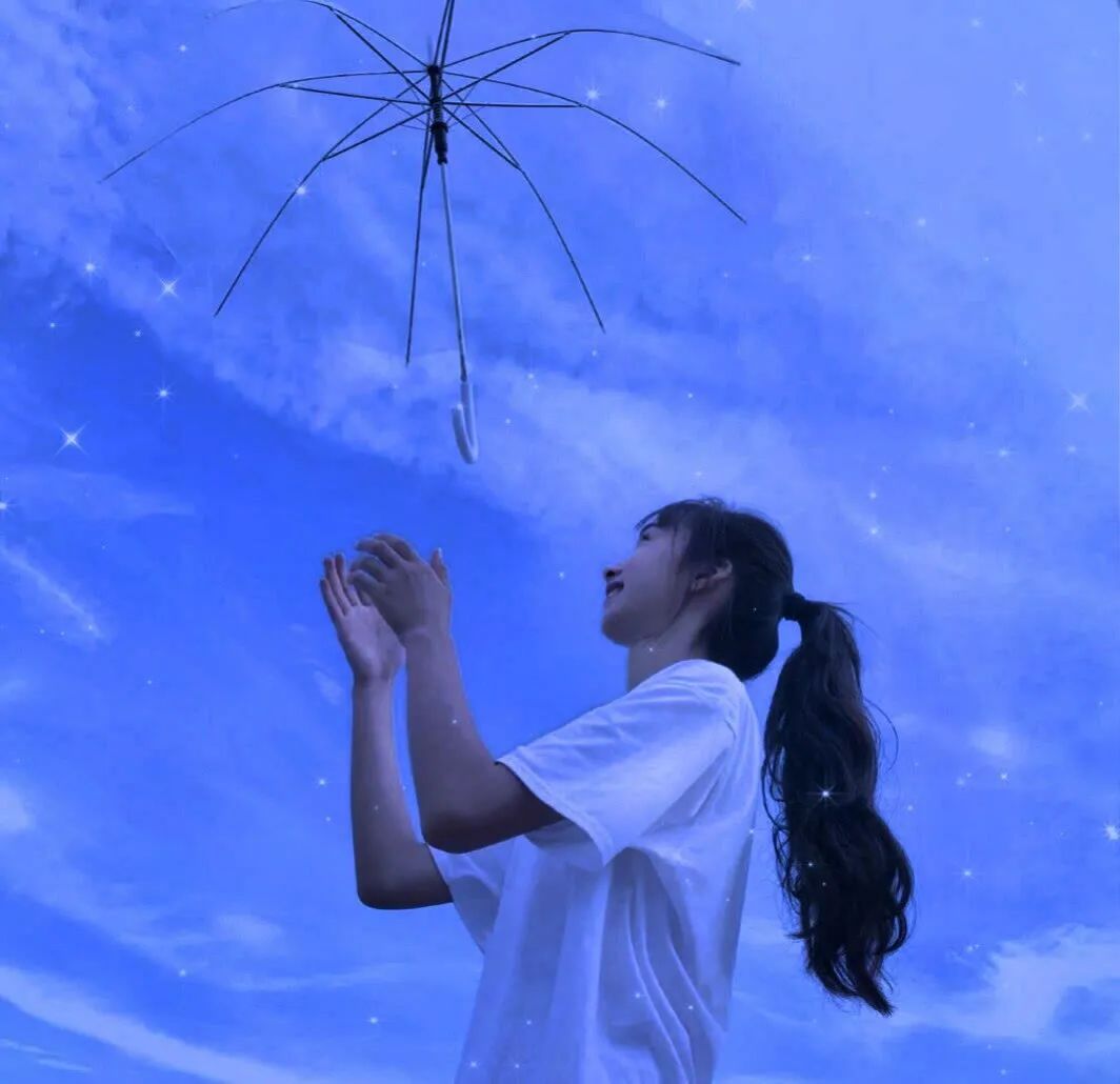 蓝色系不露脸女生头像