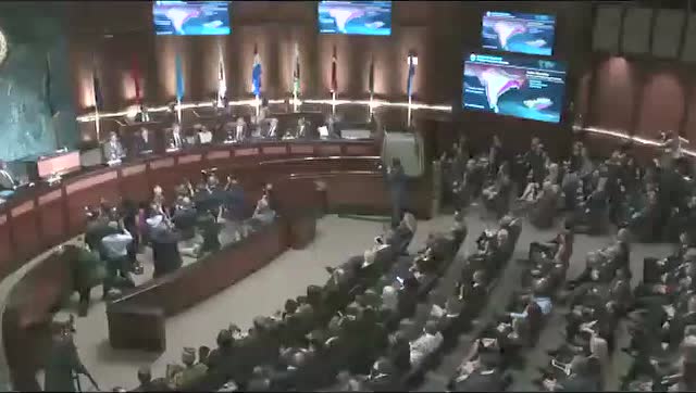 0?fmt=jpg&size=32&rs=24-22&h=362&w=640&ppv=1