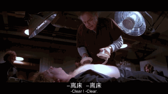 可以说,隔绝封闭的特殊环境和不明生物的凶险残噬的双重恐惧感,在两部