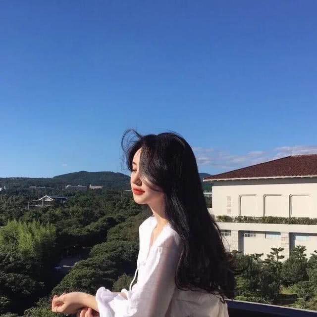头像:高冷女神范女生头像