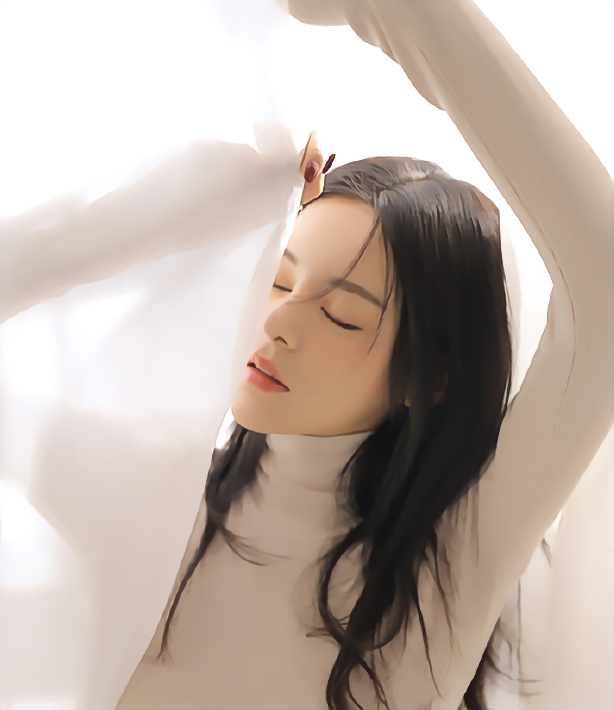 小姐姐侧颜精致,令人心动.