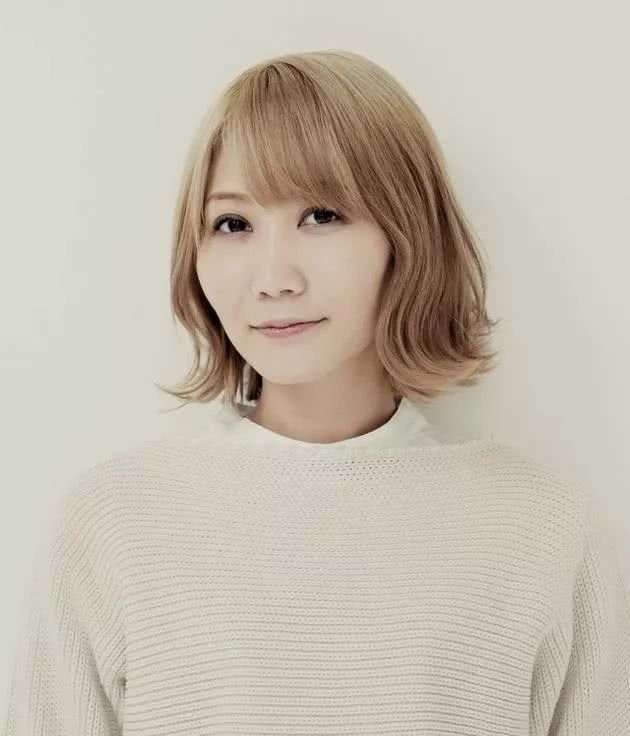 每个人的人生中 都曾有一个让你哭让你笑的人 看点快报