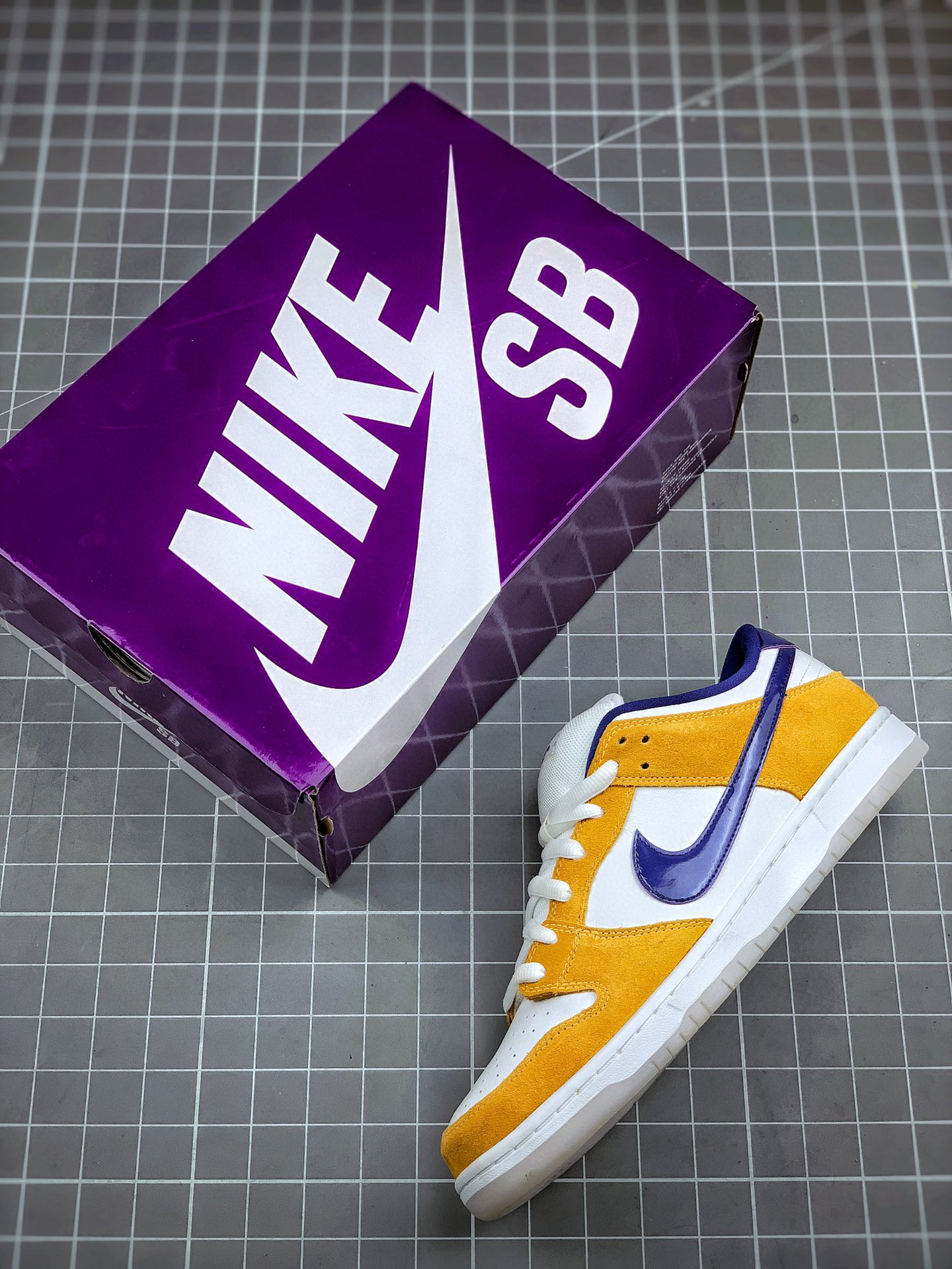 nike sb dunk low laser orange湖人紫金配色