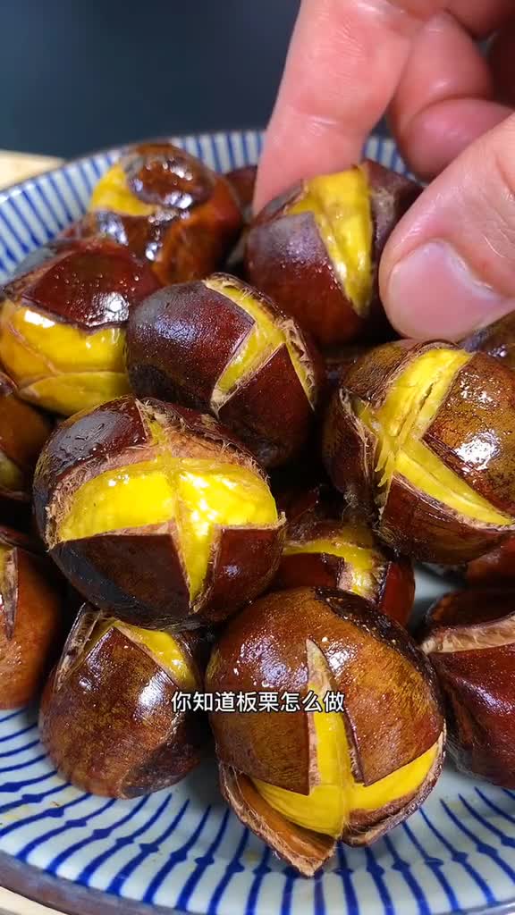 0?fmt=jpg&size=74&h=1024&w=576&ppv=1