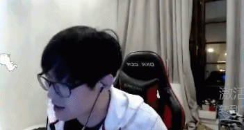 金贡被doinb疯狂针对,气到心态爆炸,观众又遭殃了!