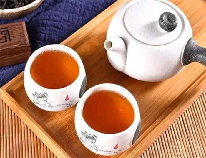 喝不完的茶叶怎么保存 放入冰箱储存前 一定要做这件事 看点快报