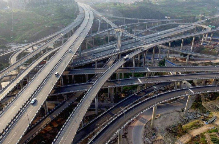 重庆一立交桥,路况十分复杂,你走过了吗?