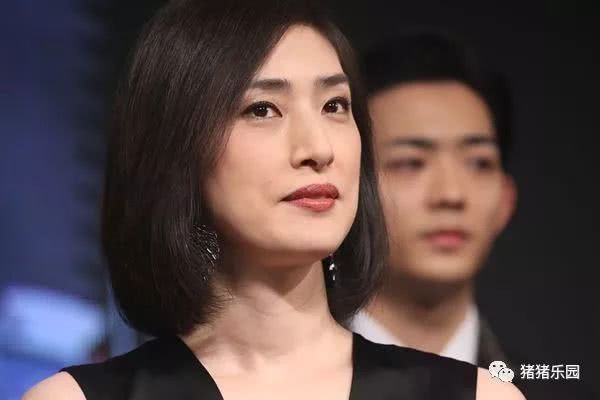 女王vs 女王 天海祐希 米仓凉子女医生对决 你支持谁 看点快报