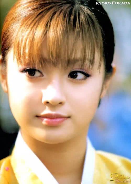 深田恭子 活泼可爱的女孩 看点快报