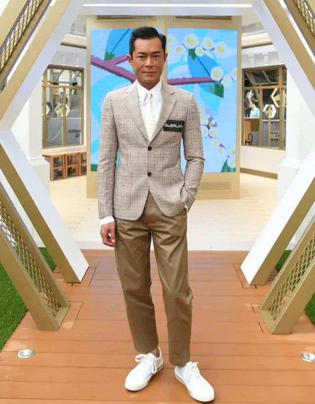 相貌平平古天乐,原来喜欢这样穿!造型风格有点意外