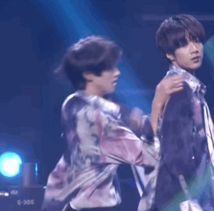 时代峰峻力图推出tfboys2.0,舞台上打擦边球,拜托放过