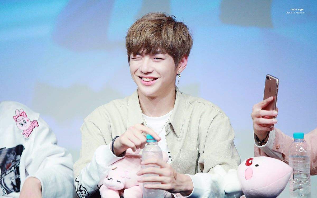 姜丹尼尔方面发出律师函 起诉恶意诽谤和人身攻击的网民喷子 看点快报