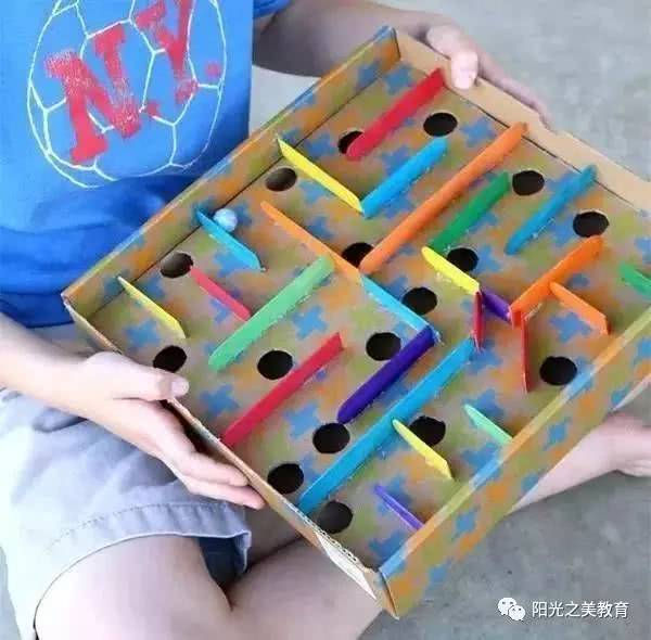 纸箱,diy玩具,红绿灯,迷宫