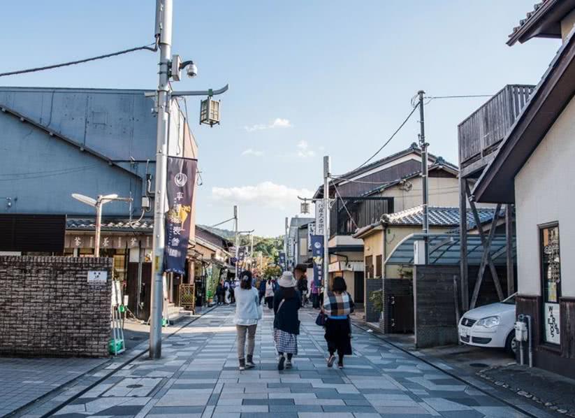 去日本玩怎么找当地小姐 1万块钱去日本游玩 在当地能玩几天 日本小姐姐告诉你答案 上海轩冶木业有限公司