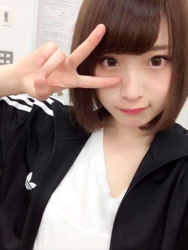 日风超模永井理子 自拍美照 可爱迷人 看点快报