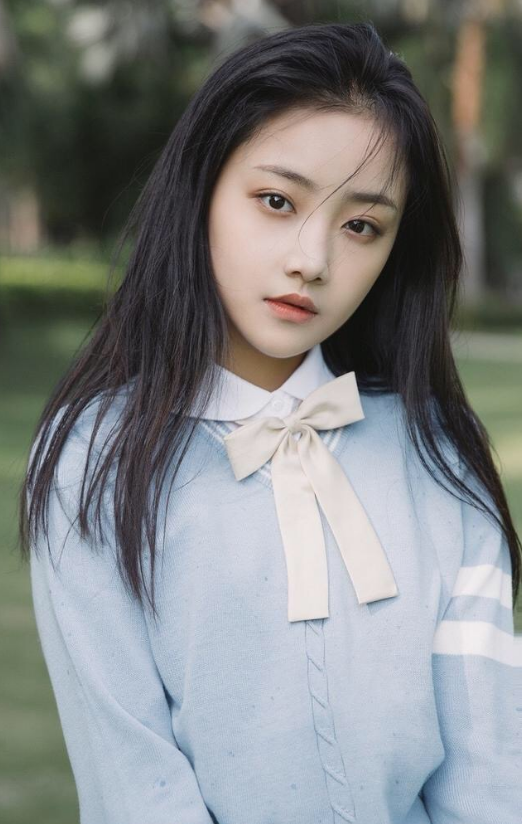 吴佳怡精美壁纸,甜美可爱清纯动人,宛如邻家少女