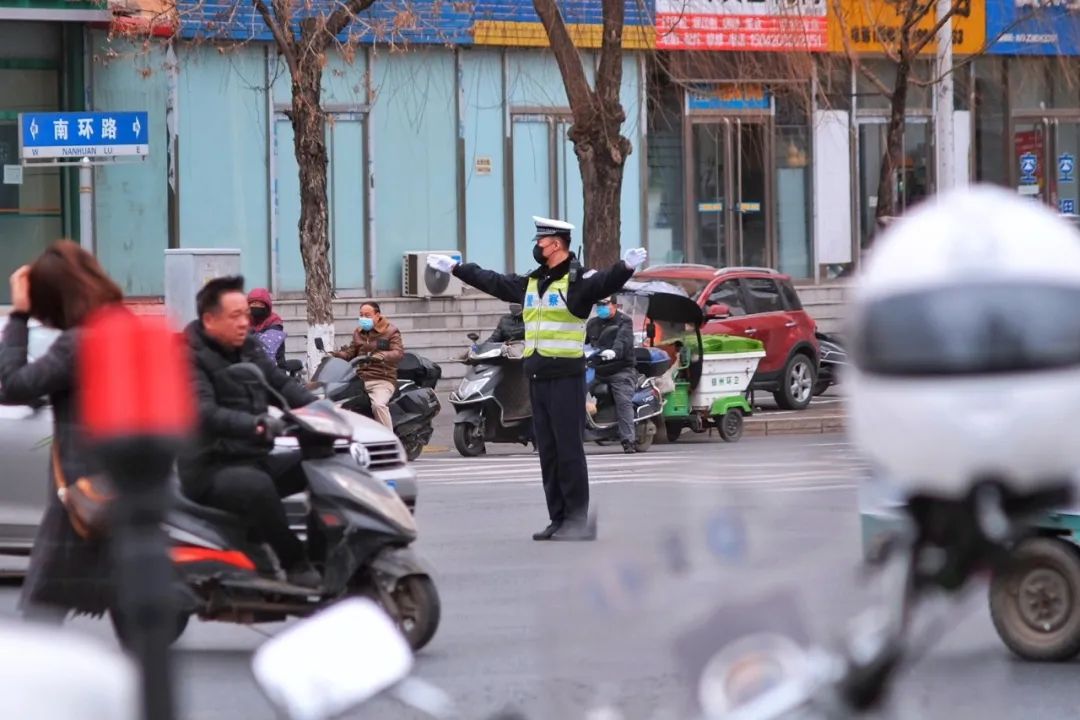 铁岭交警组建铁骑警用摩托车队 提升道路交通管理反应