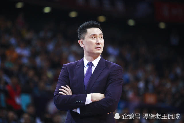 他是男篮教练,却一段命运多舛经历,曾被新疆体工放弃