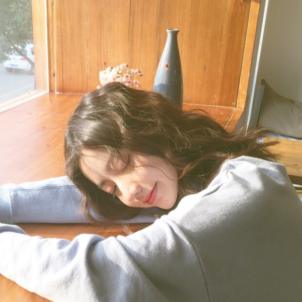 多巴胺·伤感·少女头像,张张催人泪流,孤独是我一生的附属