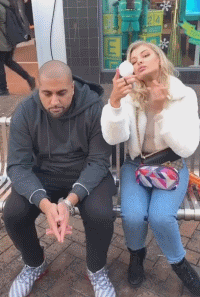 搞笑gif图段子:现实生活中的动漫人物!