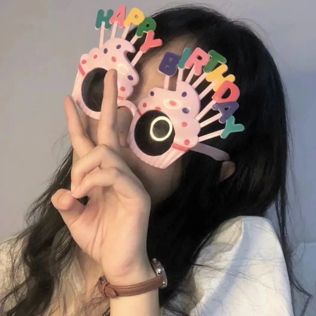女生头像:精选超可爱超好看的女生真人头像100张