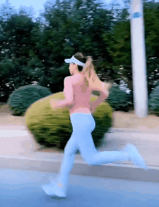 本文分享8位马拉松冠军,他(她)们的跑步姿势细看,冠军之间也都不一样