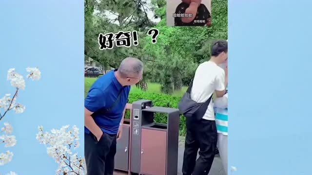 恶搞闺蜜变成男朋友视频，恶搞闺蜜变成男朋友视频大全