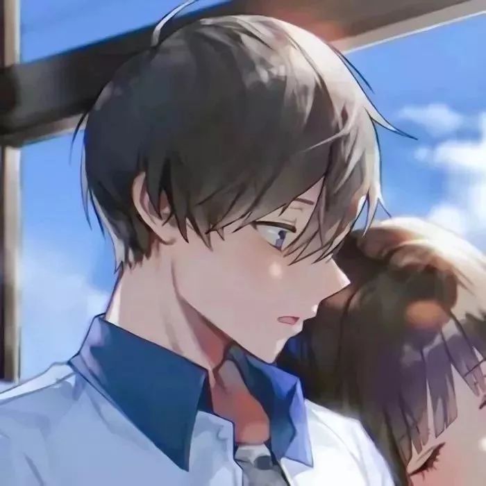 情侣头像|我吹你吹过的晚风,这算不算相拥.