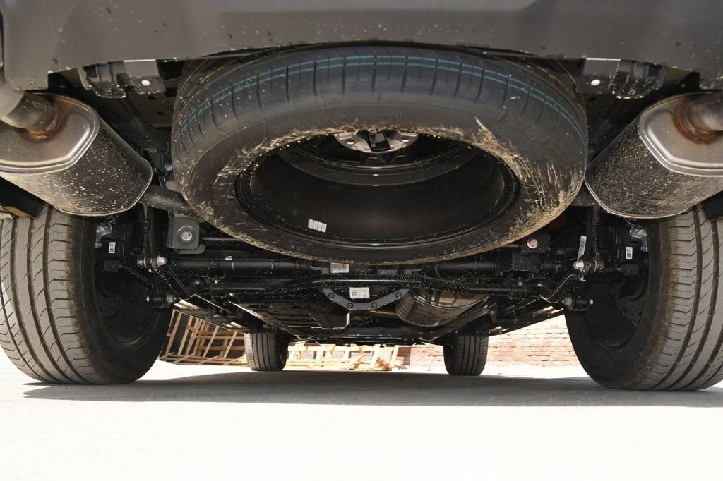 Choose one of the two hardcore SUVs, see which one is stronger, Haval H9 or SAIC Maxus D90 Pro? - DayDayNews