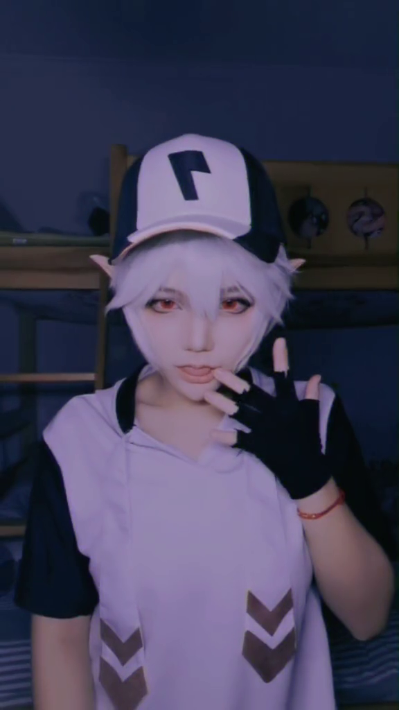 凹凸世界cosplay凯莉妆教程，凹凸世界凯莉cos妆容教程