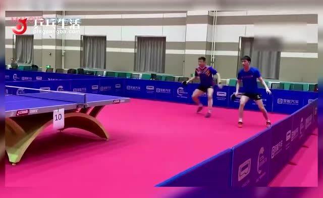 马龙4-0横扫许昕，2017世乒赛半决赛经典“龙蟒大战”