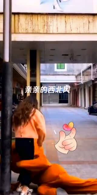 街头网红小熊恶搞视频，街头网红小熊恶搞视频大全