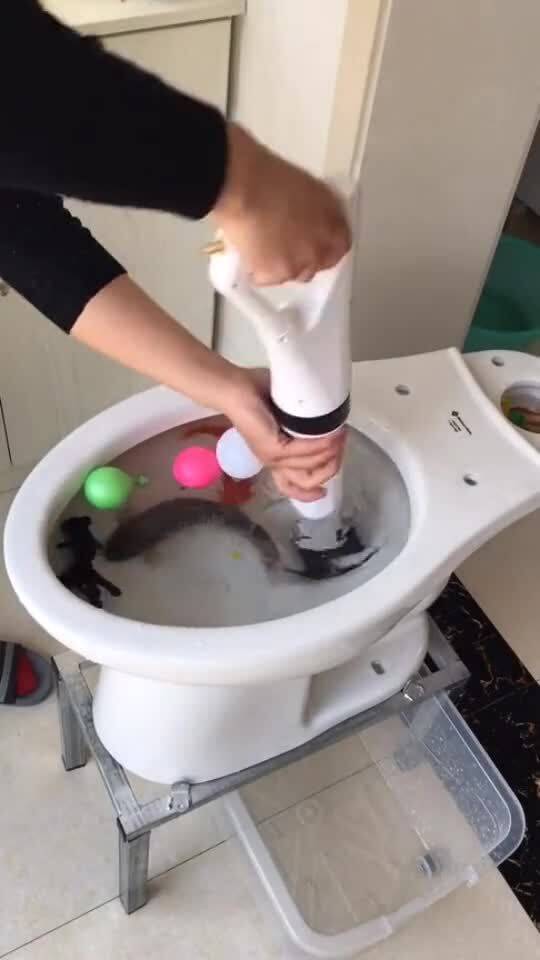 马桶底座漏水怎么办？从排查到根治，手把手教学让你再也不用当水费冤大头